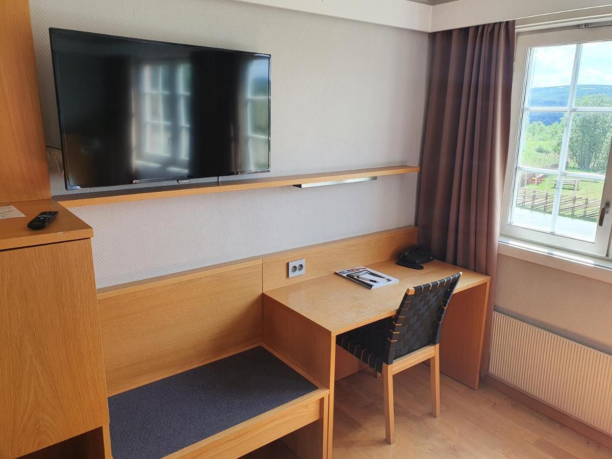 Roros Hotell - Bad & Velvaere Esterno foto
