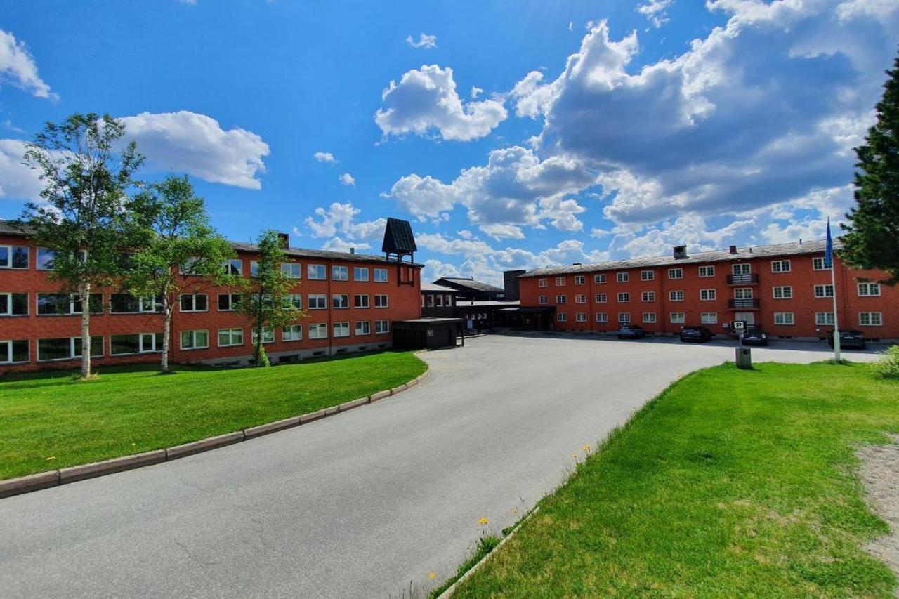 Roros Hotell - Bad & Velvaere Esterno foto